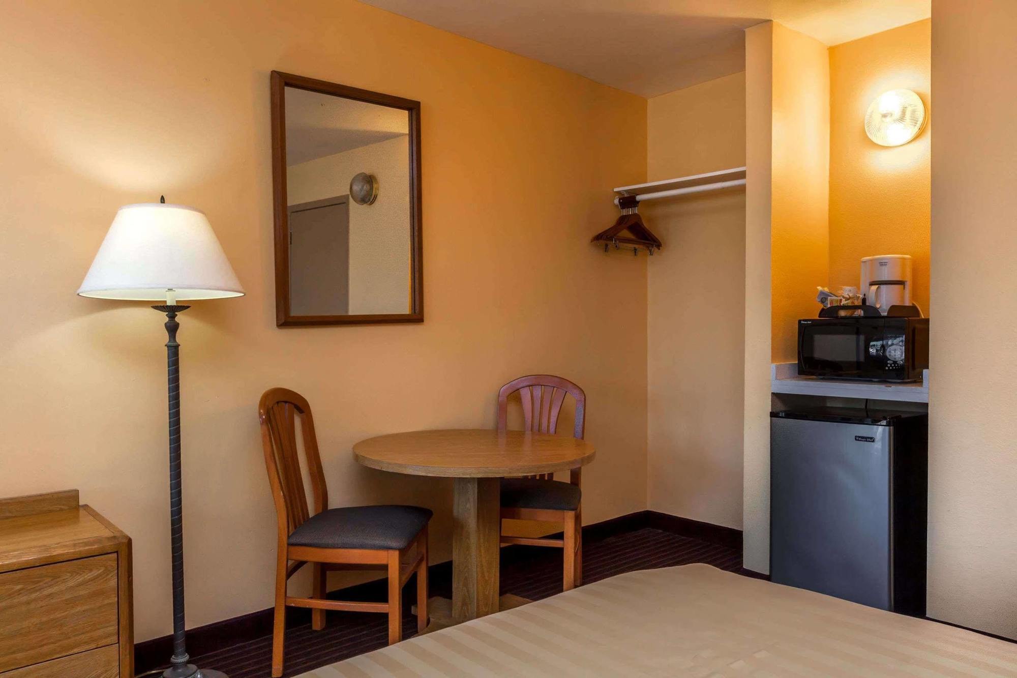 University Inn At San Luis Obispo Exterior foto